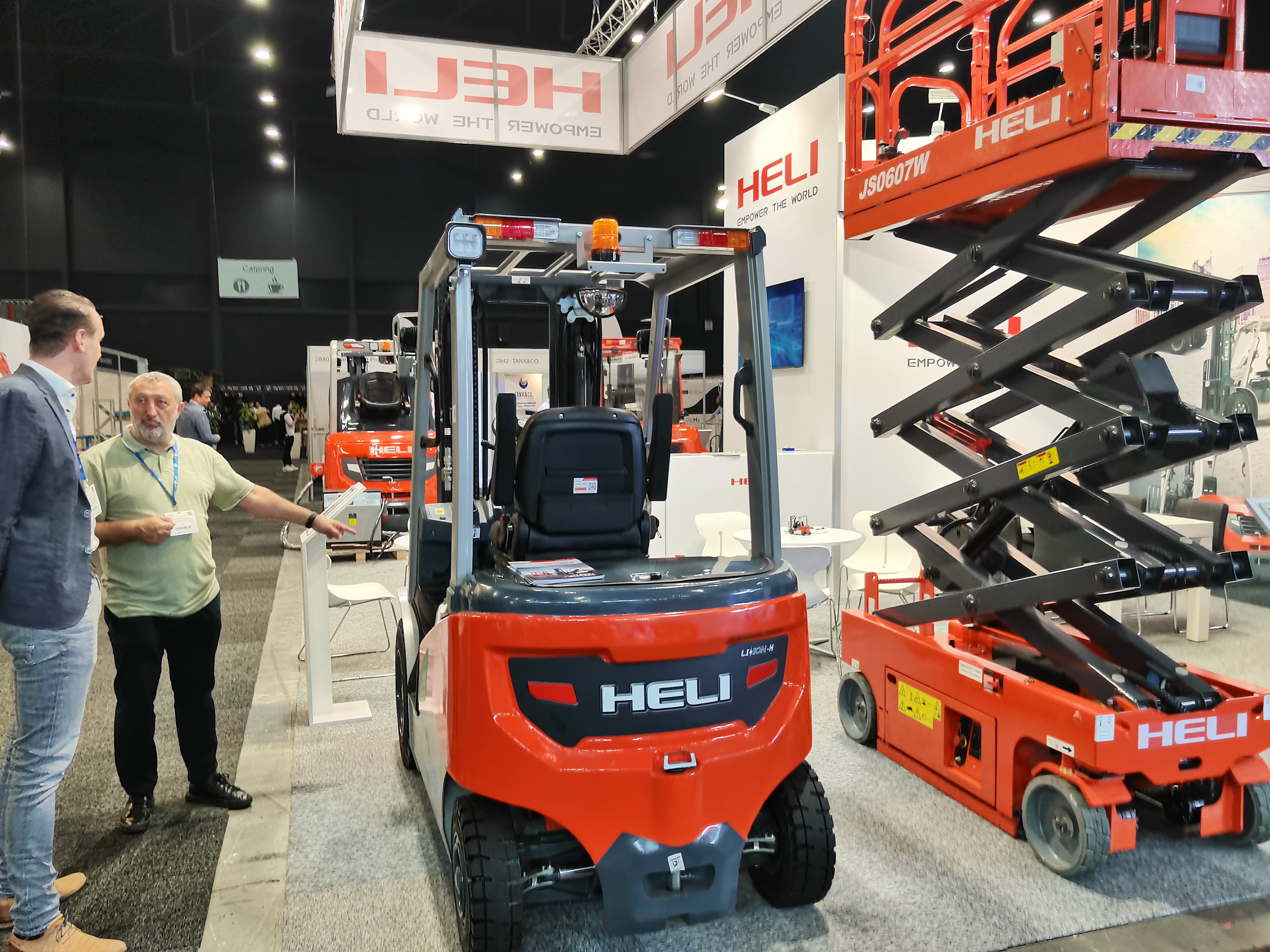 twitter_heli forklift(@heliforklifts)_20230608-102335_1666752828394864641_photo-1.jpg